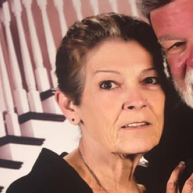 obituary photo for Linda