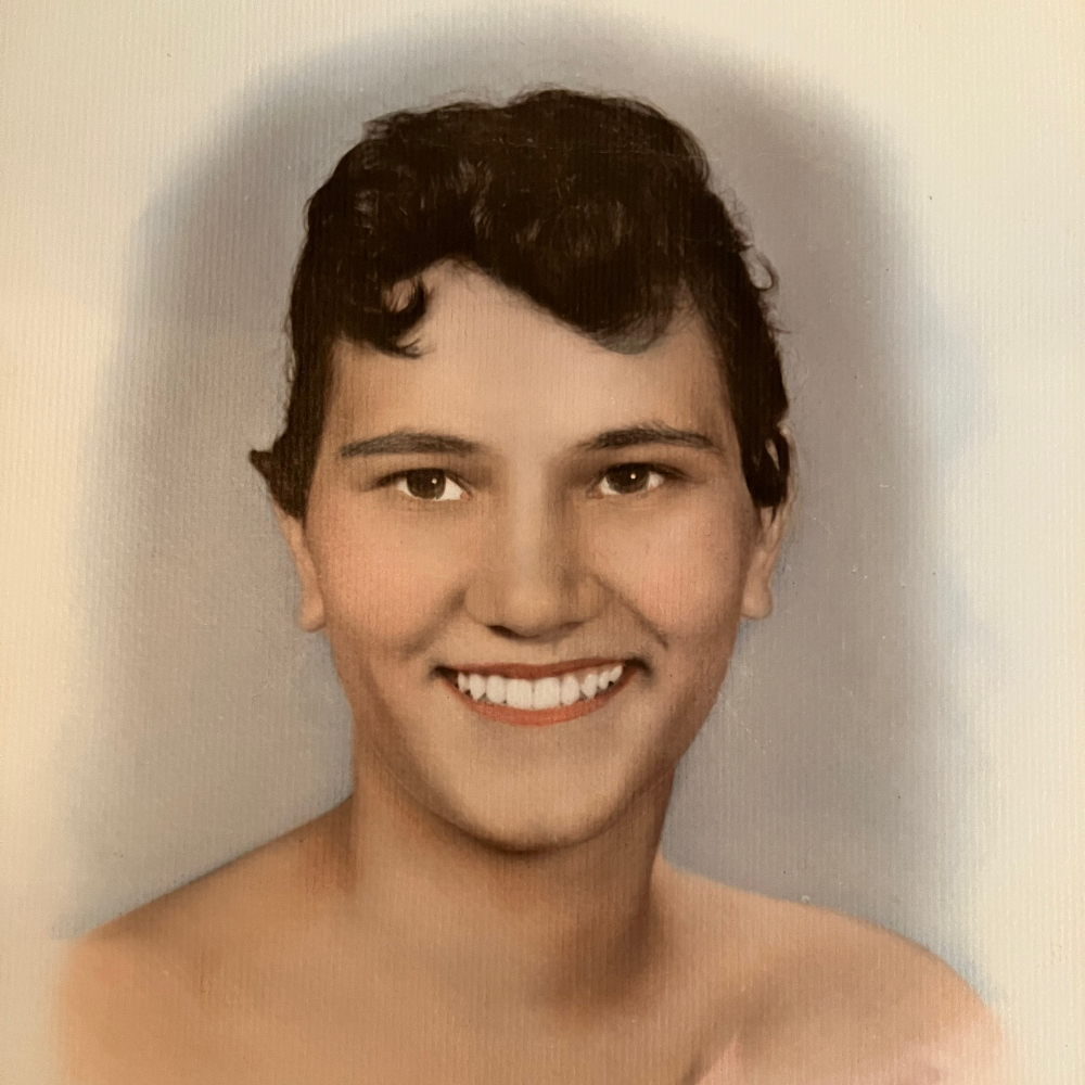 obituary photo for Glenda