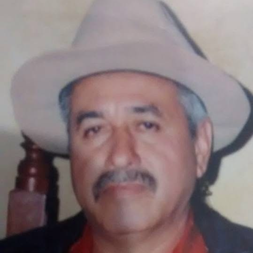 obituary photo for Roberto 