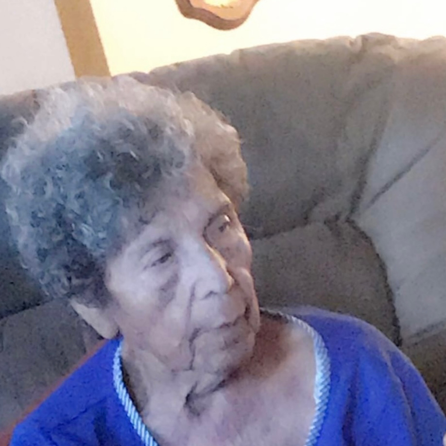 obituary photo for Esperanza