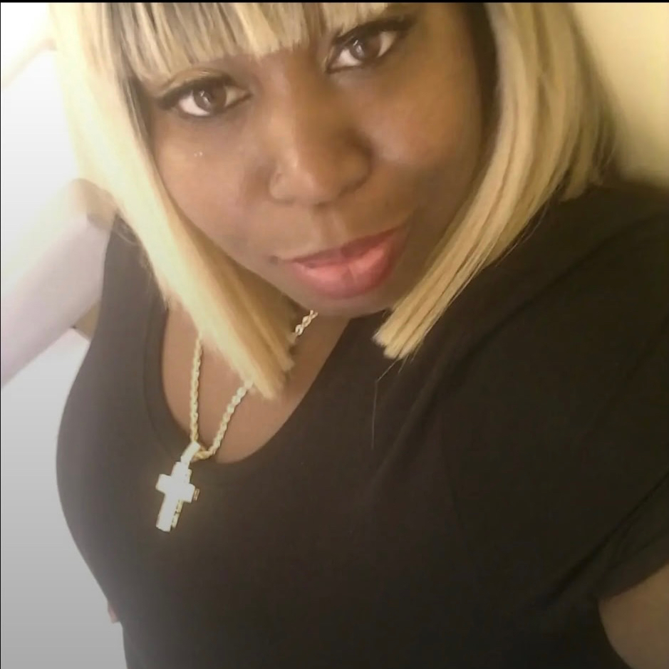 obituary photo for Yolanda