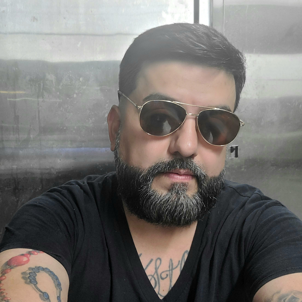 obituary photo for Mario