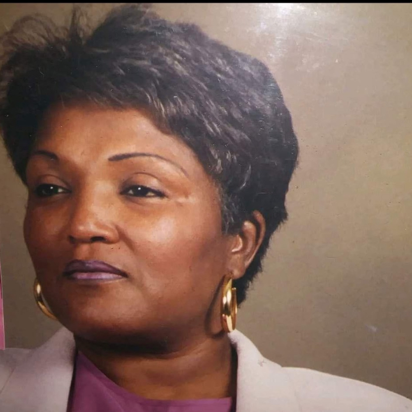 obituary photo for Loretta