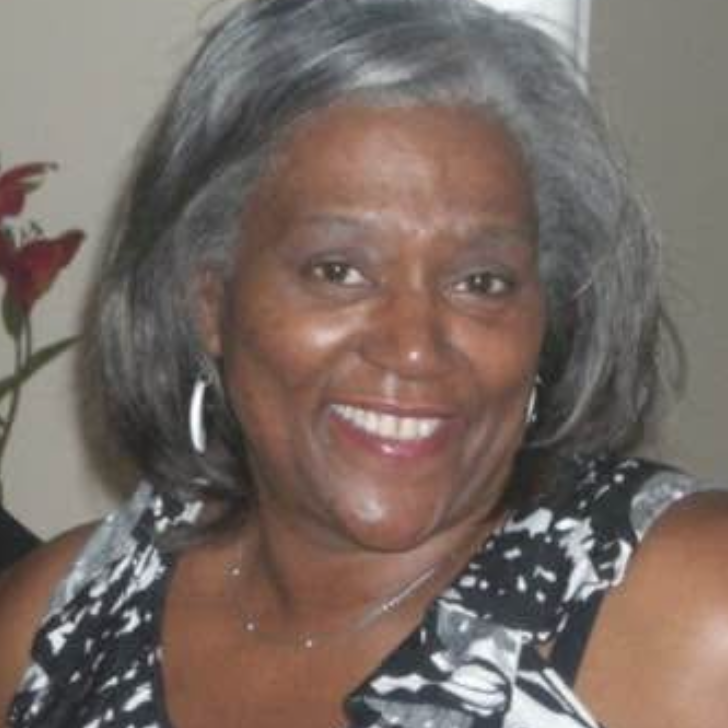 obituary photo for Lessie 