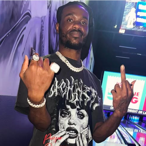 obituary photo for Rayvon