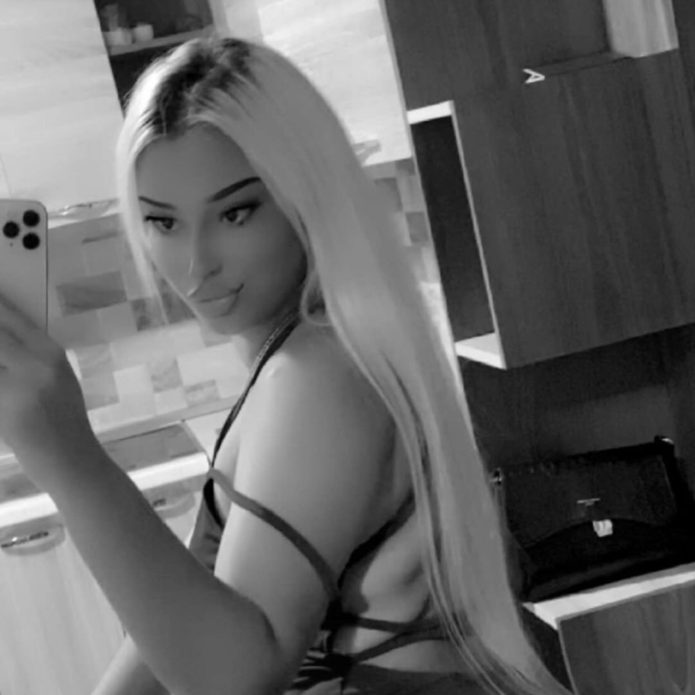 obituary photo for Dafina