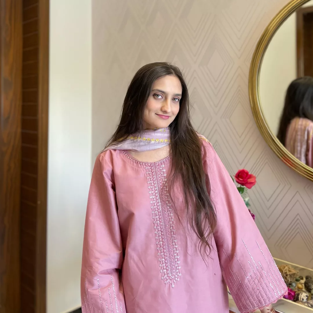 obituary photo for Meerab