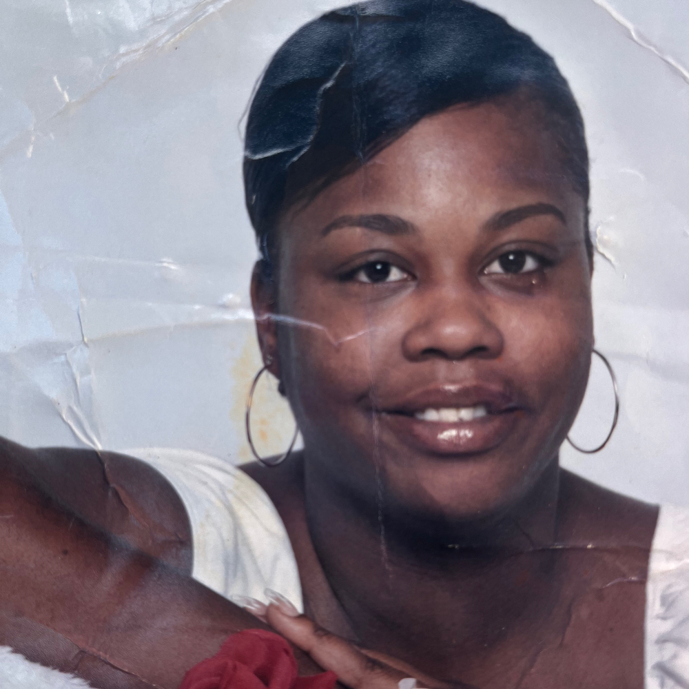 obituary photo for Nina