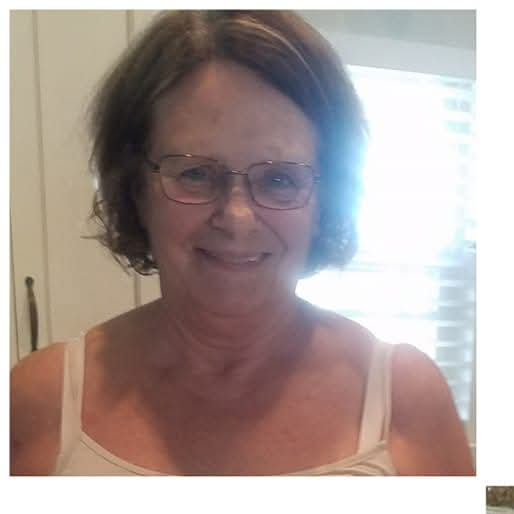 obituary photo for Linda